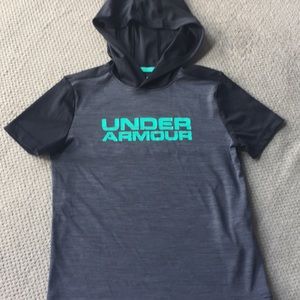 Hooded short sleeve tee